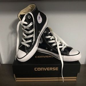 Black converse all star high tops youth 13